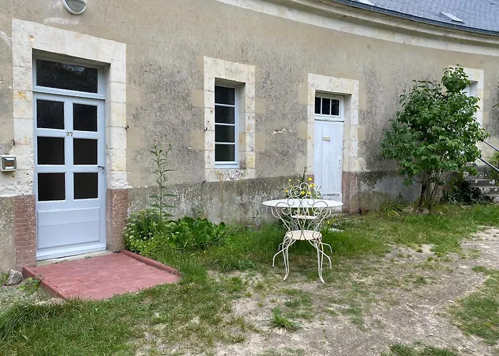 ベッド・アンド・ブレックファスト Au Chateau De Gresillon *