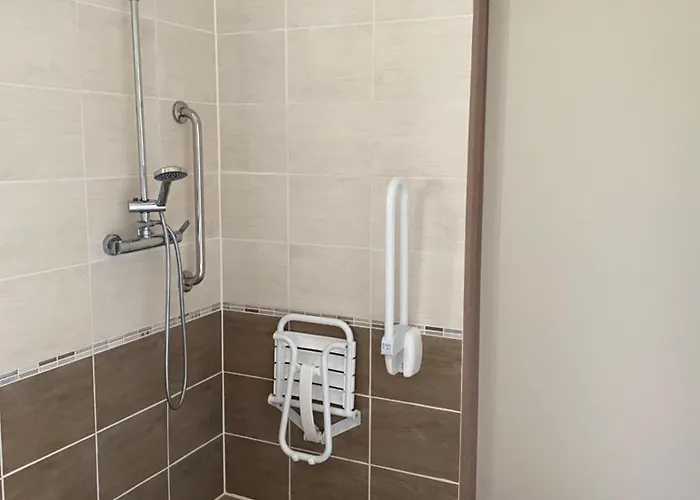 Au Chateau De Gresillon *